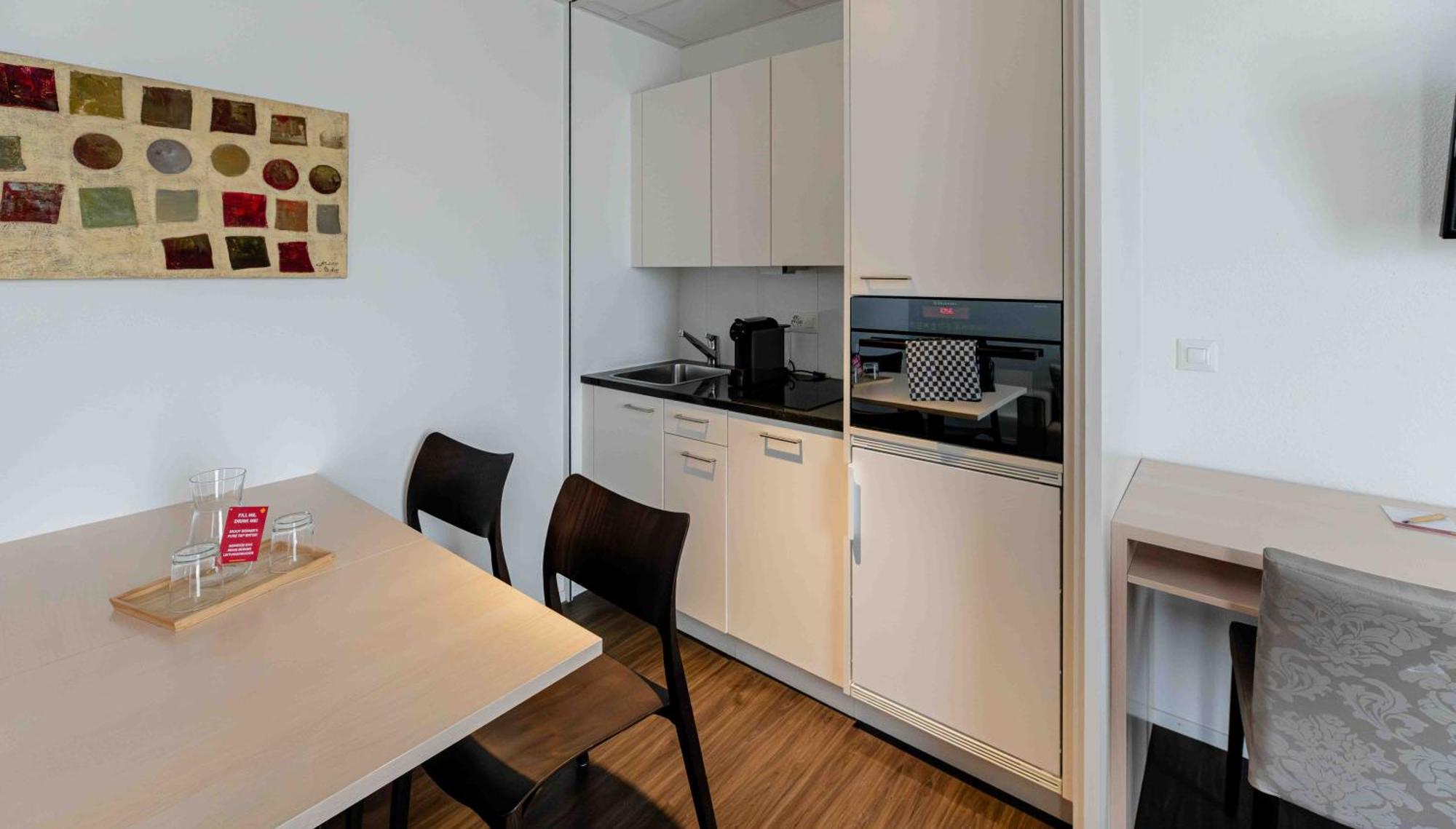 Los Lorentes Hotel Bern Airport Belp Extérieur photo